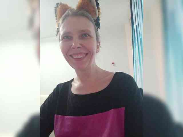 -Queen-Margo- webcam