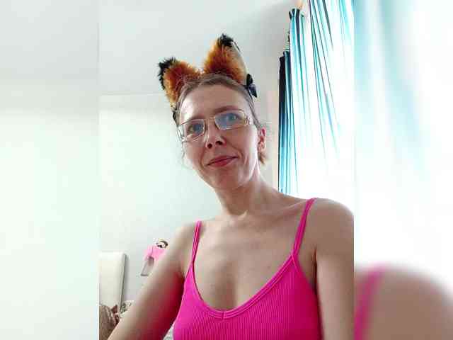 -Queen-Margo- webcam