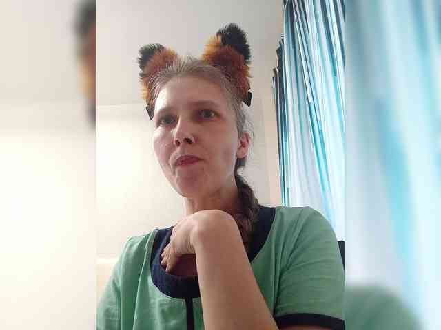 -Queen-Margo- webcam