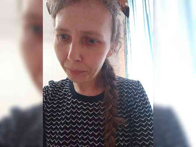Model: -Queen-Margo-