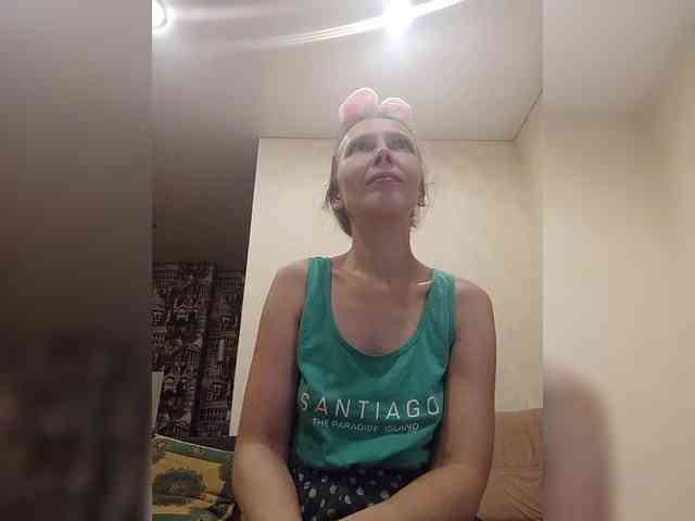 -Queen-Margo- webcam