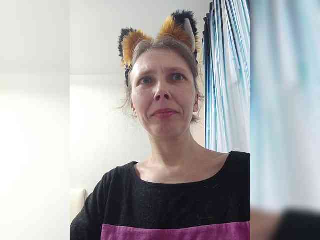 -Queen-Margo- webcam