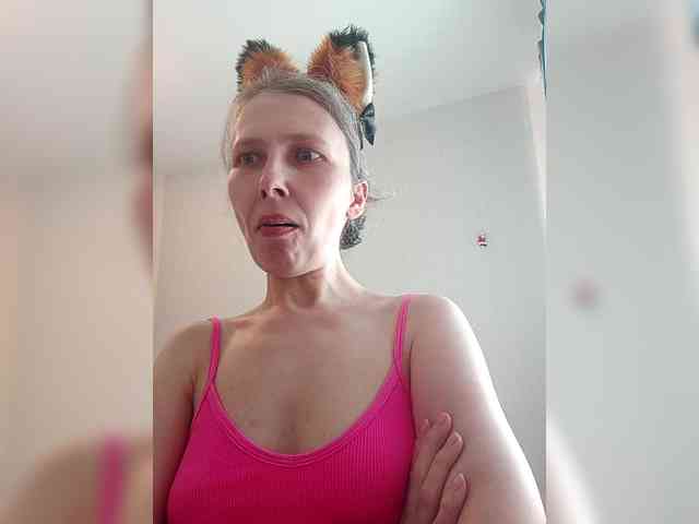 -Queen-Margo- webcam