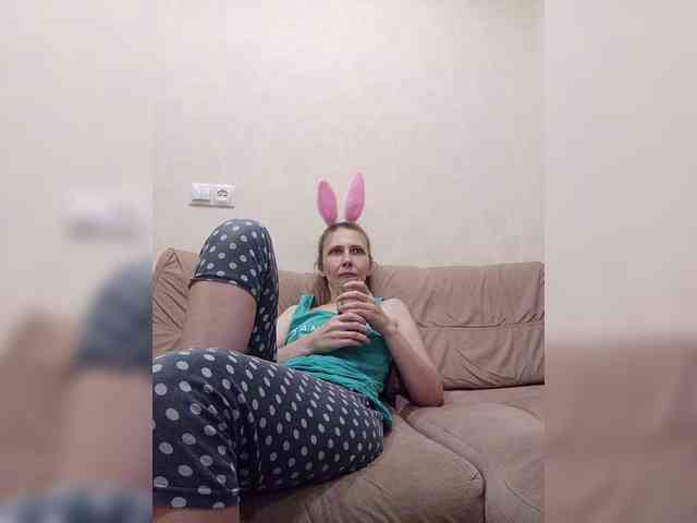 -Queen-Margo- webcam