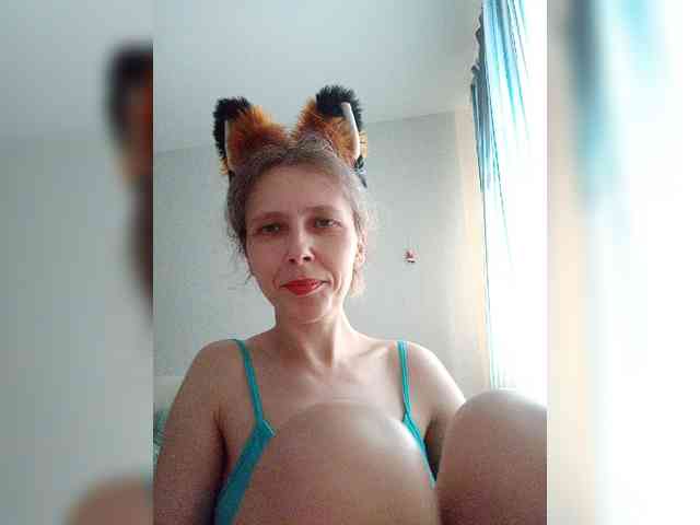 -Queen-Margo- webcam