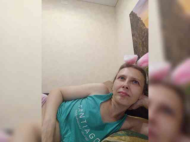 -Queen-Margo- webcam