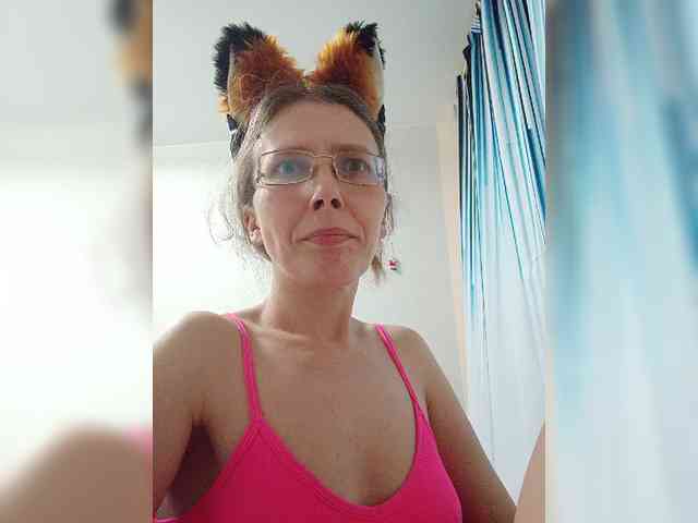-Queen-Margo- webcam