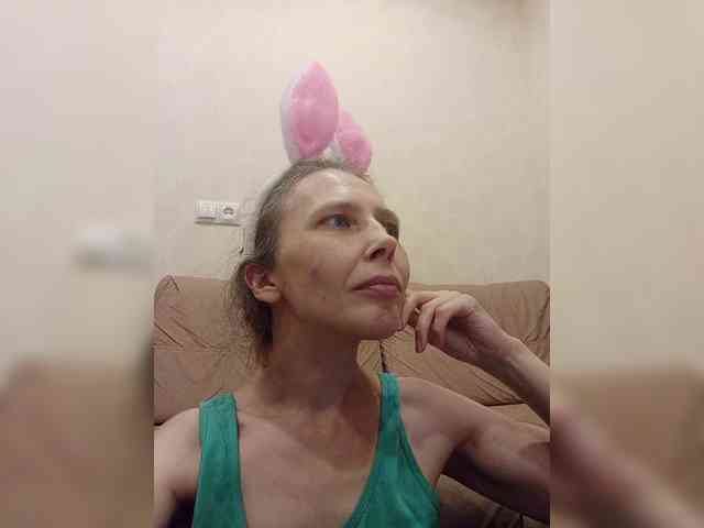 -Queen-Margo- webcam