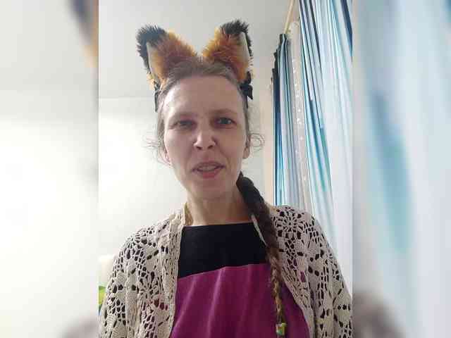 -Queen-Margo- webcam
