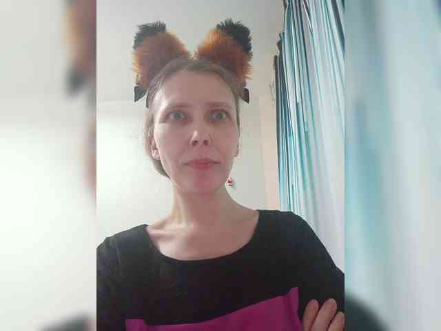 -Queen-Margo- webcam