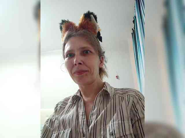 -Queen-Margo- webcam