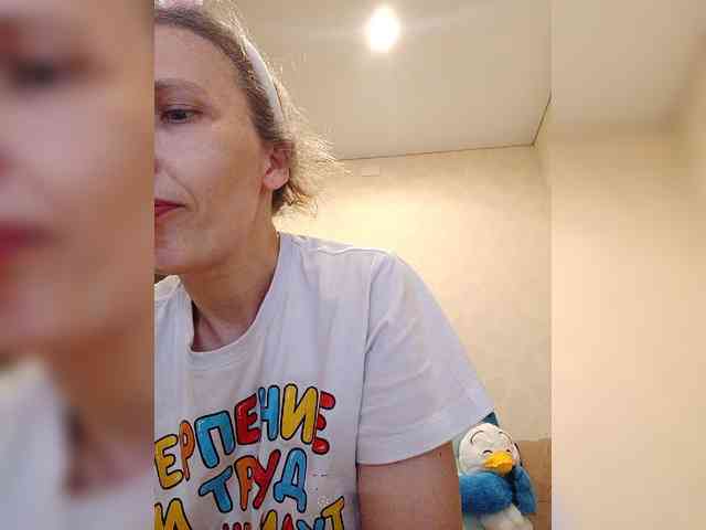 -Queen-Margo- webcam