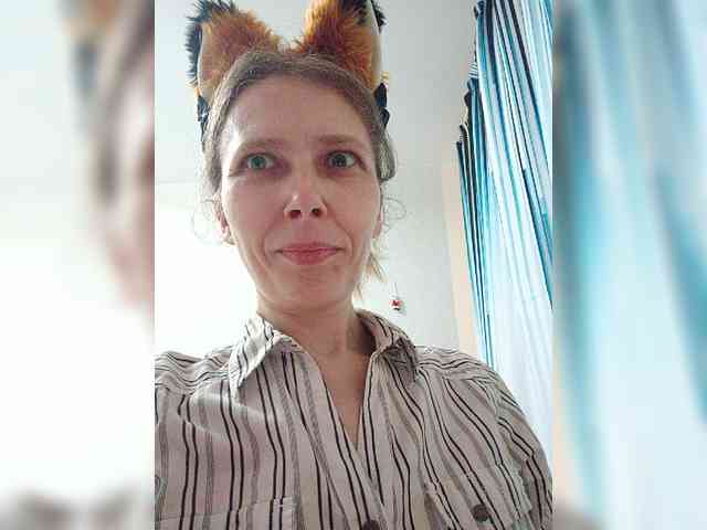 -Queen-Margo- webcam