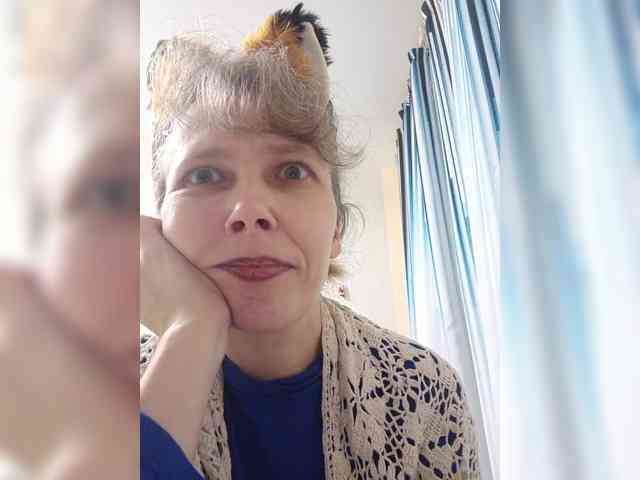 -Queen-Margo- webcam