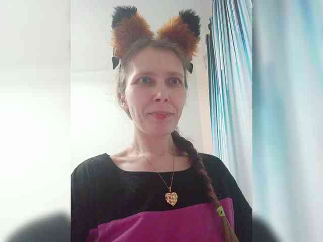 -Queen-Margo- webcam