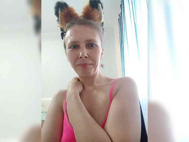 -Queen-Margo- webcam