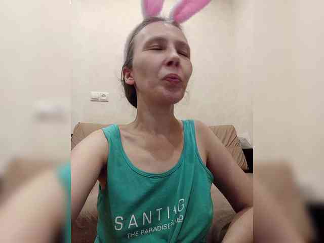 -Queen-Margo- webcam