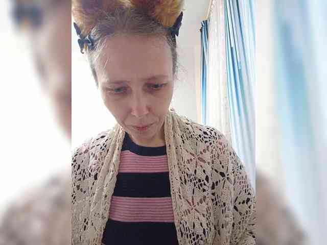 -Queen-Margo- webcam