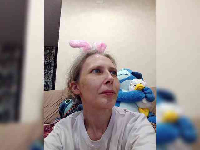 -Queen-Margo- webcam
