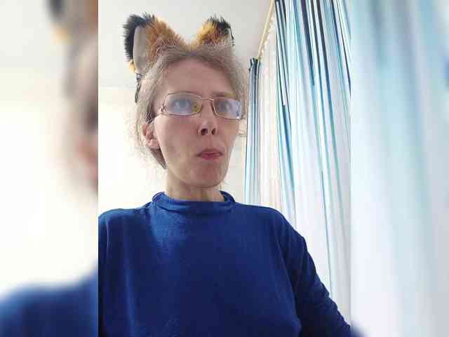 -Queen-Margo- webcam
