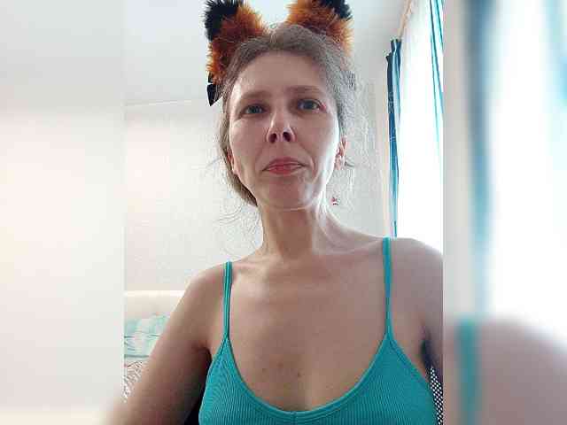 -Queen-Margo- webcam