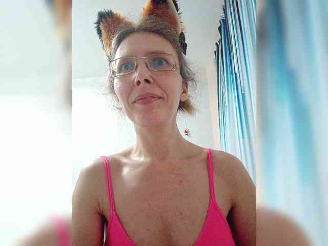 -Queen-Margo- webcam