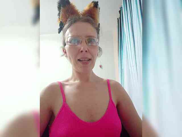 -Queen-Margo-