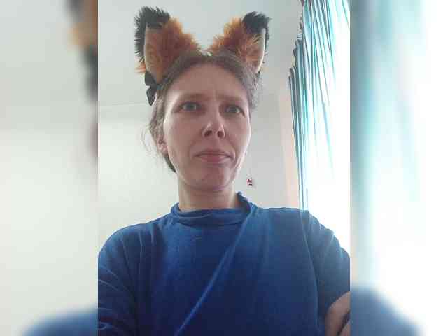 -Queen-Margo- webcam