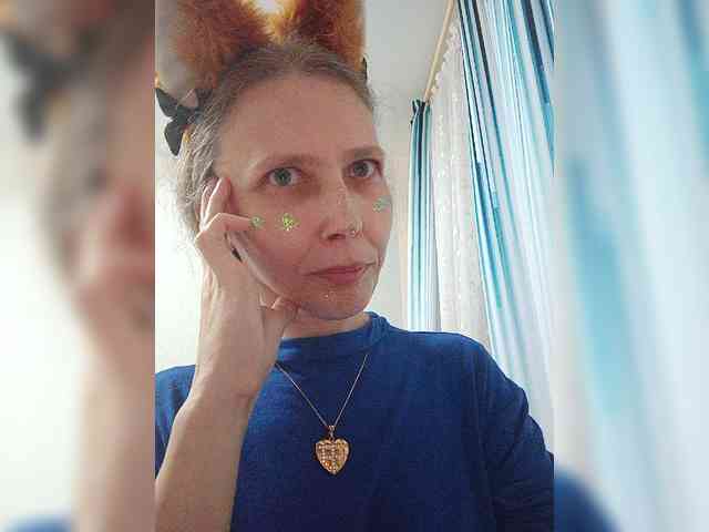 -Queen-Margo- webcam