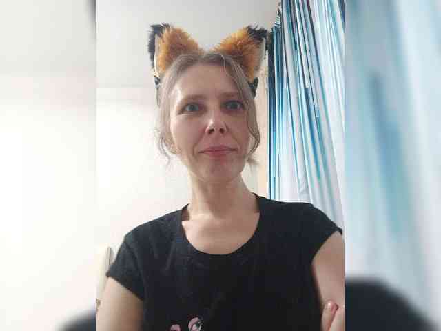 -Queen-Margo- webcam