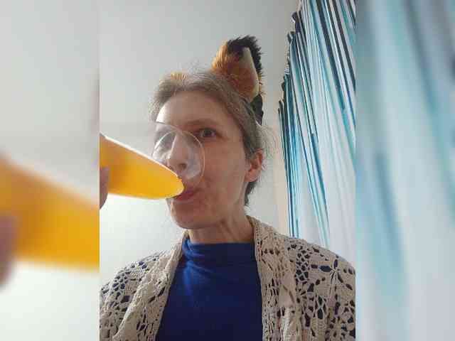 -Queen-Margo- webcam