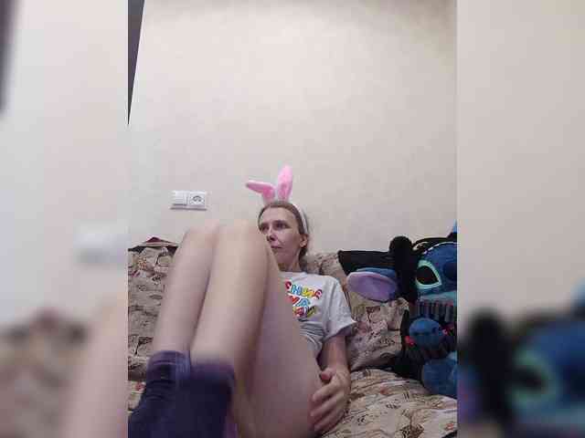 -Queen-Margo- webcam