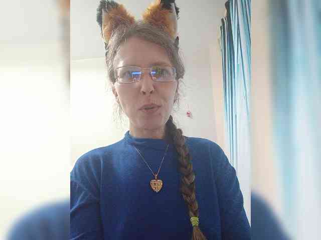 -Queen-Margo- webcam