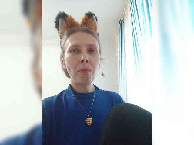 -Queen-Margo- webcam