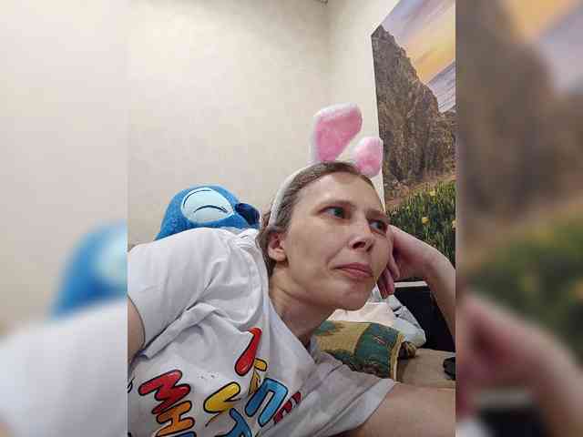 -Queen-Margo- webcam