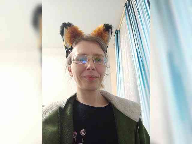 -Queen-Margo- webcam