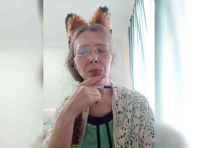 -Queen-Margo- webcam