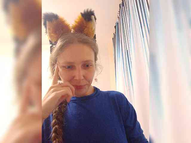 -Queen-Margo- webcam
