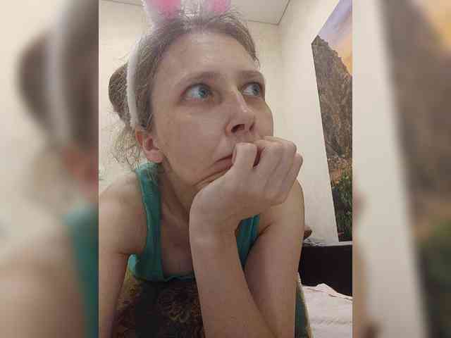 -Queen-Margo- webcam