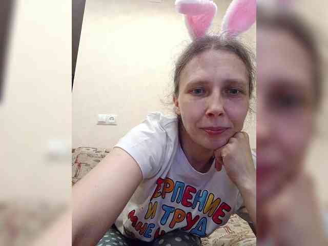 -Queen-Margo- webcam