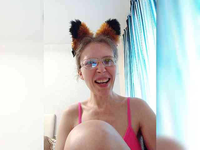 -Queen-Margo- webcam