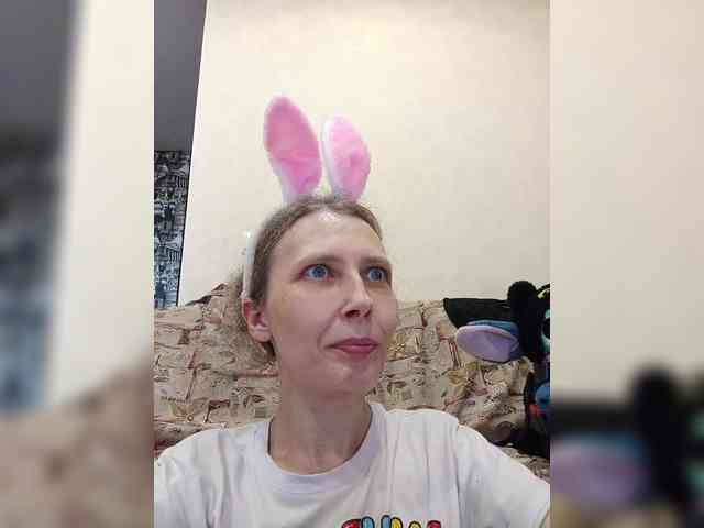 -Queen-Margo- webcam