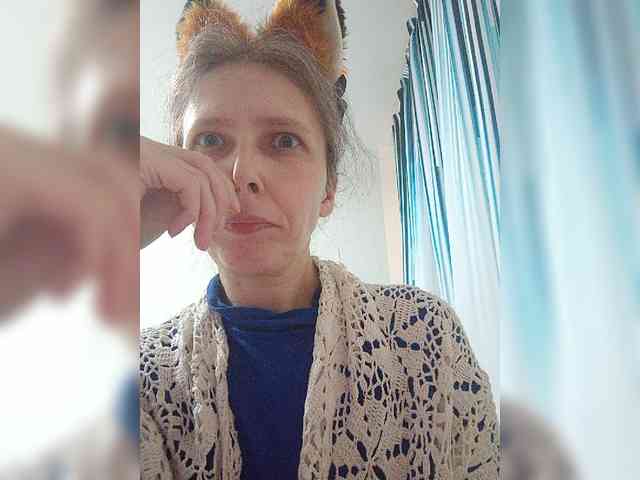 -Queen-Margo- webcam