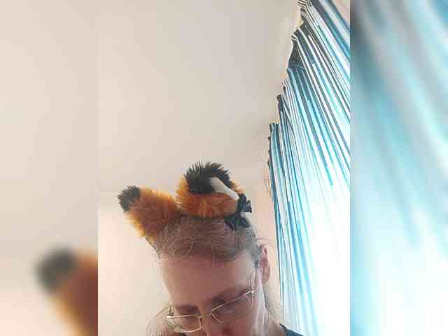 -Queen-Margo- webcam