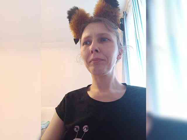 -Queen-Margo- webcam