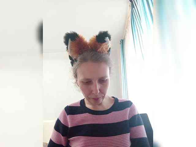 -Queen-Margo- webcam