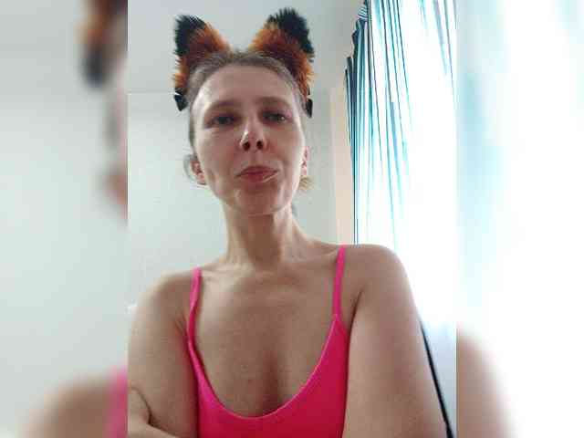 -Queen-Margo- webcam