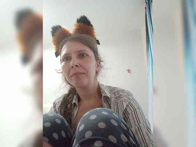 -Queen-Margo- webcam