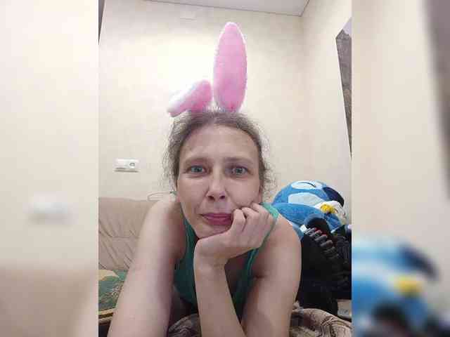 -Queen-Margo- webcam