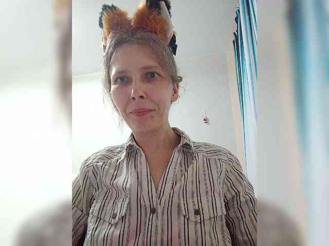 -Queen-Margo- webcam